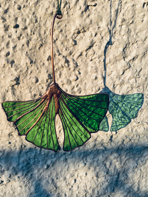 Ginkgo Leaf Hanger